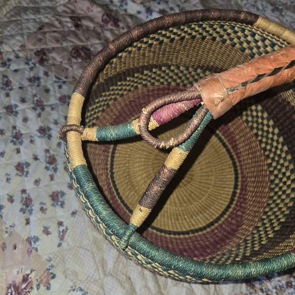 Bolga Weaved Braided Basket - Picture 8 of 9